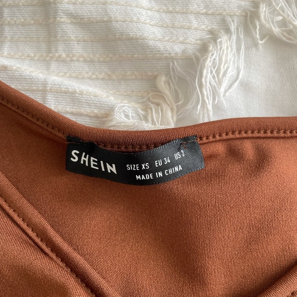 Brown Rutched Tank - Picture 3 of 4